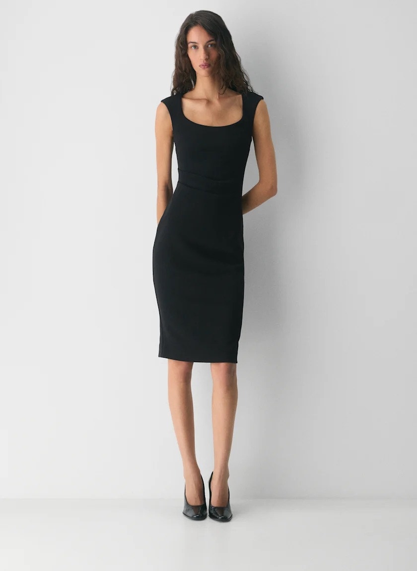 Aritzia Babaton Figureknit Flatiron Dress - Black - M